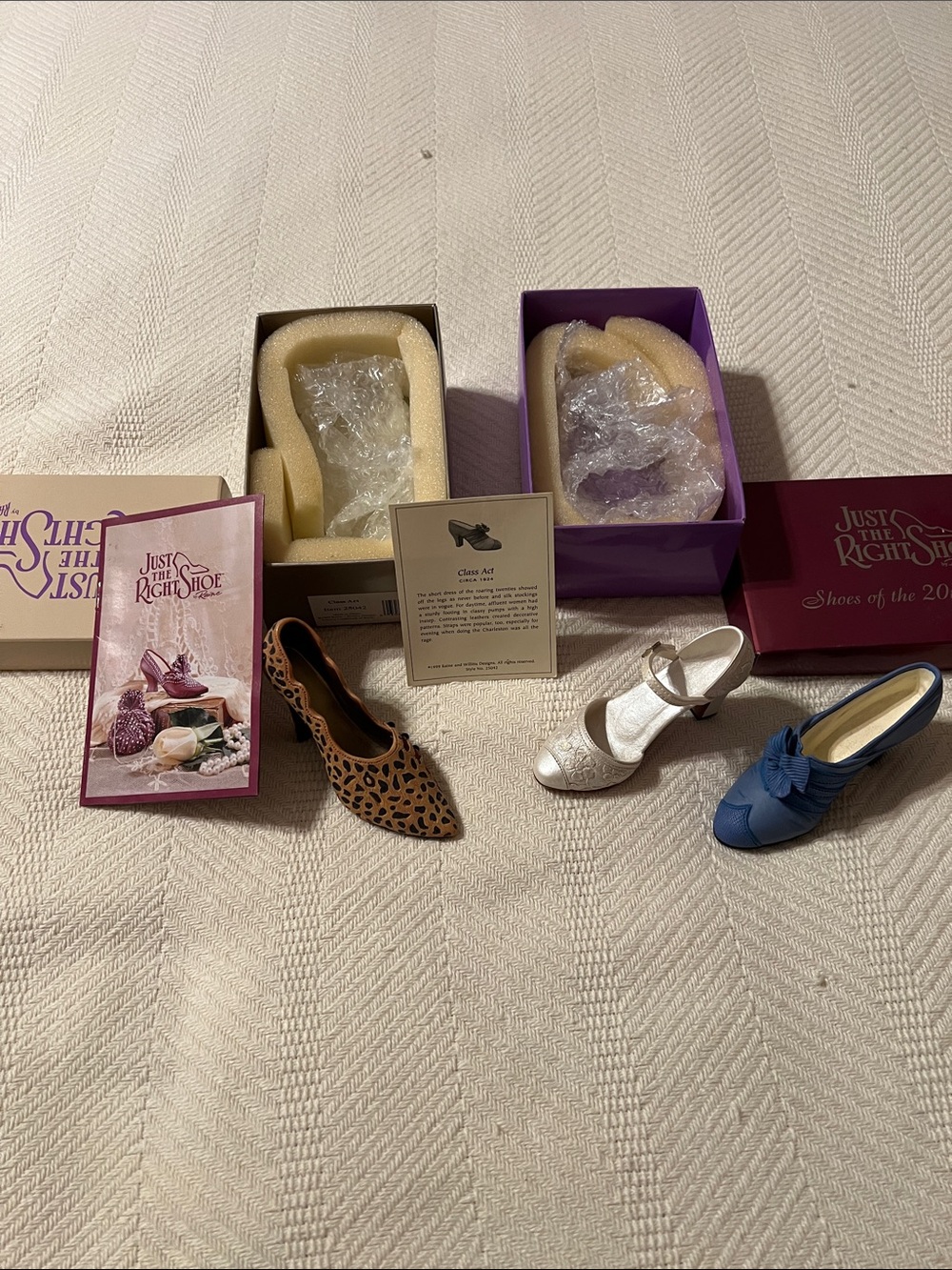 3 Just The Right Shoe Blue Bow cream and leopard Peep-Toe Heel